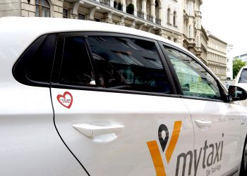 „Taxler mit Herz“: Initiative von mytaxi hebt Stimmung und Qualität