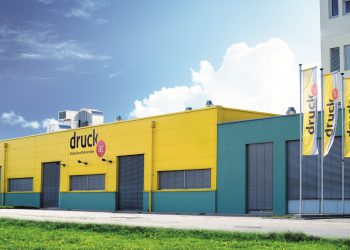 Onlinedruck: Verstärkter Trend zu Glamour und Individualität