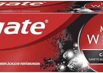 Natürlich weiße Zähne mit der neuen Colgate MaxWhite Charcoal
