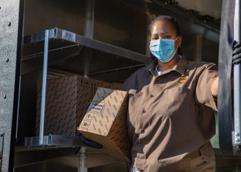 UPS beschleunigt weltweite Lieferungen von Coronavirus-Testkartuschen von Qiagen