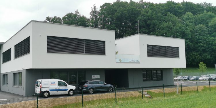 Labor Strauss Gruppe in Salzburg wächst: Neuer Standort in Hallwang