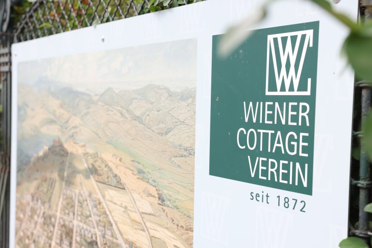 Die Fotoausstellung am Wr. Türkenschanzpark wird bis 15. Jänner 2023 verlängert. (c) Katharina Schiffl