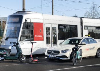 FREE NOW und Rheinbahn starten Kooperation (c) FREE NOW