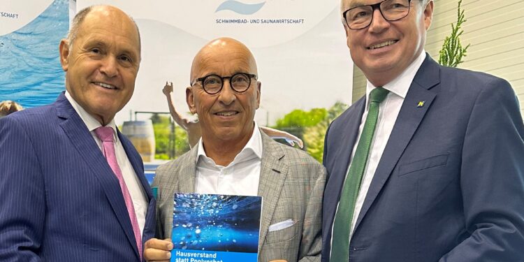 Swimmingpools: Schwimmbadverband setzt auf Aufklärung