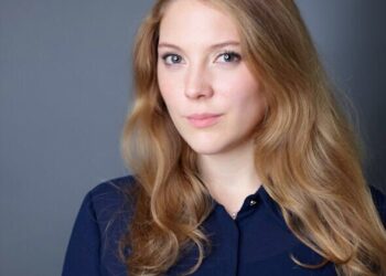 Verstärkung bei comm:unications: Sarah Krasser steigt als PR-Consultant ein