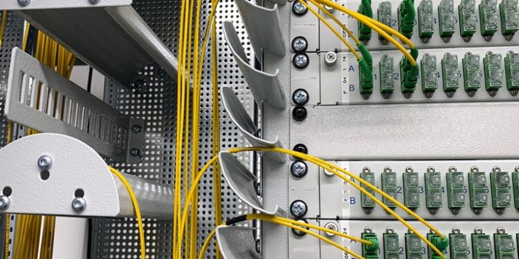 Glasfaser bis ins Wohnzimmer: Open Fiber Austria appelliert an die Bau- und Immobilienwirtschaft, die Zukunft jetzt zu gestalten