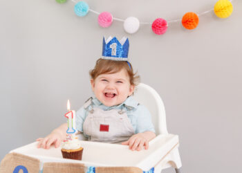 Ein Jahr Tiny Feet St. Pölten: Niederösterreichs größte Kinderwunschklinik feiert Geburtstag und setzt auf Aufklärung