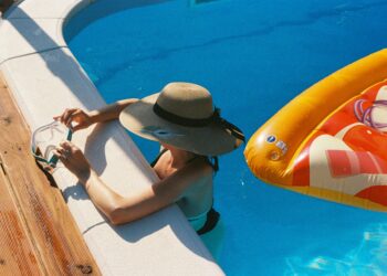 Leichtfüßig in den Urlaub: Der eigene Pool