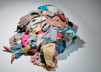 Alttextilien: ÖWAV-Seminar zeigt, warum mehr Sammlung allein noch keinen Kreislauf schafft